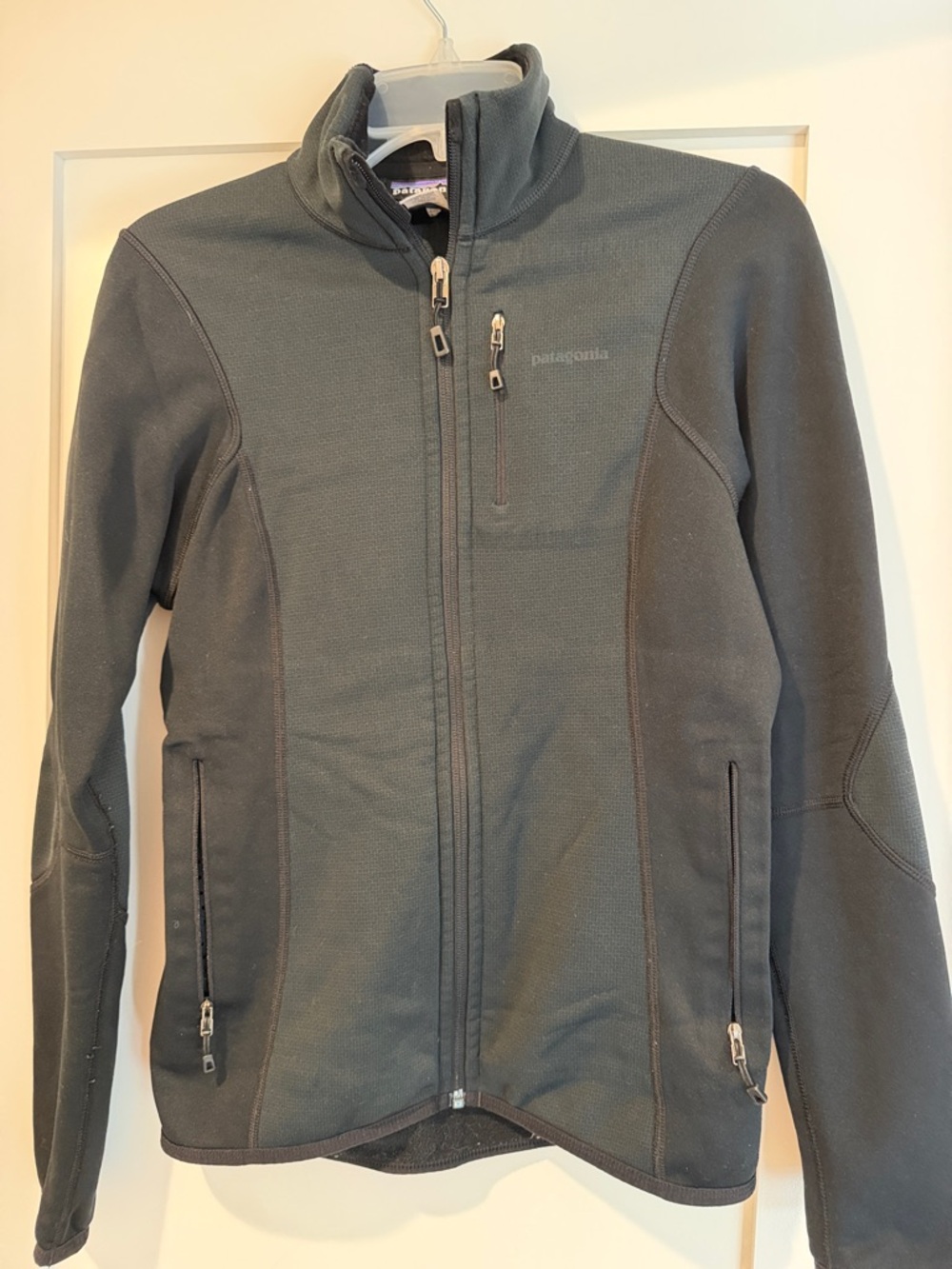 Patagonia Black Women's Full-Zip Performance Fleece Jacket